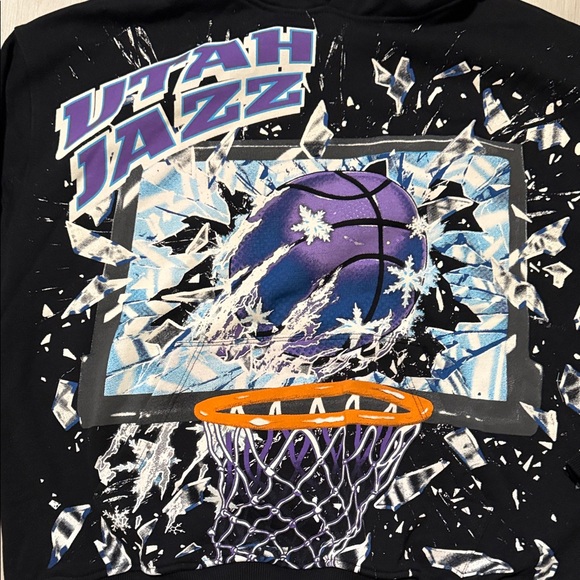 Men’s Woodn Grail Utah Jazz Black Graphic Pullover Hoodie Size Large - Picture 2 of 10